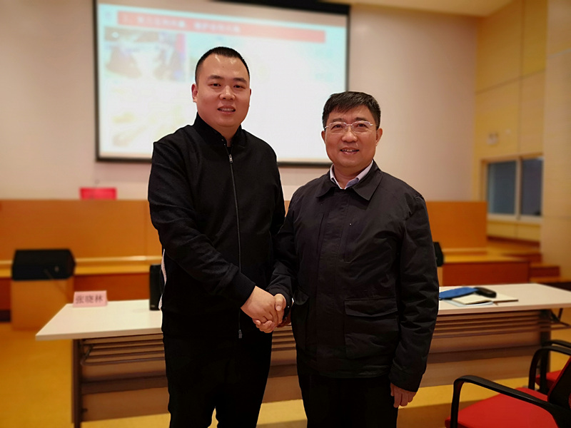 豫商赴滬，共研發(fā)展│許明月董事長參加民建河南省企業(yè)家會員班培訓(xùn)