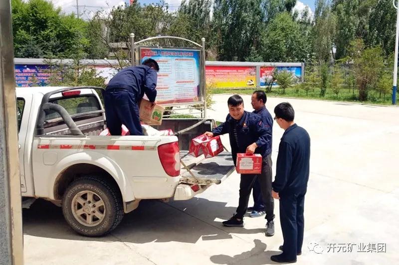 一家親│興海銅鑫慰問(wèn)部隊(duì)官兵，共話軍企團(tuán)結(jié)魚(yú)水情